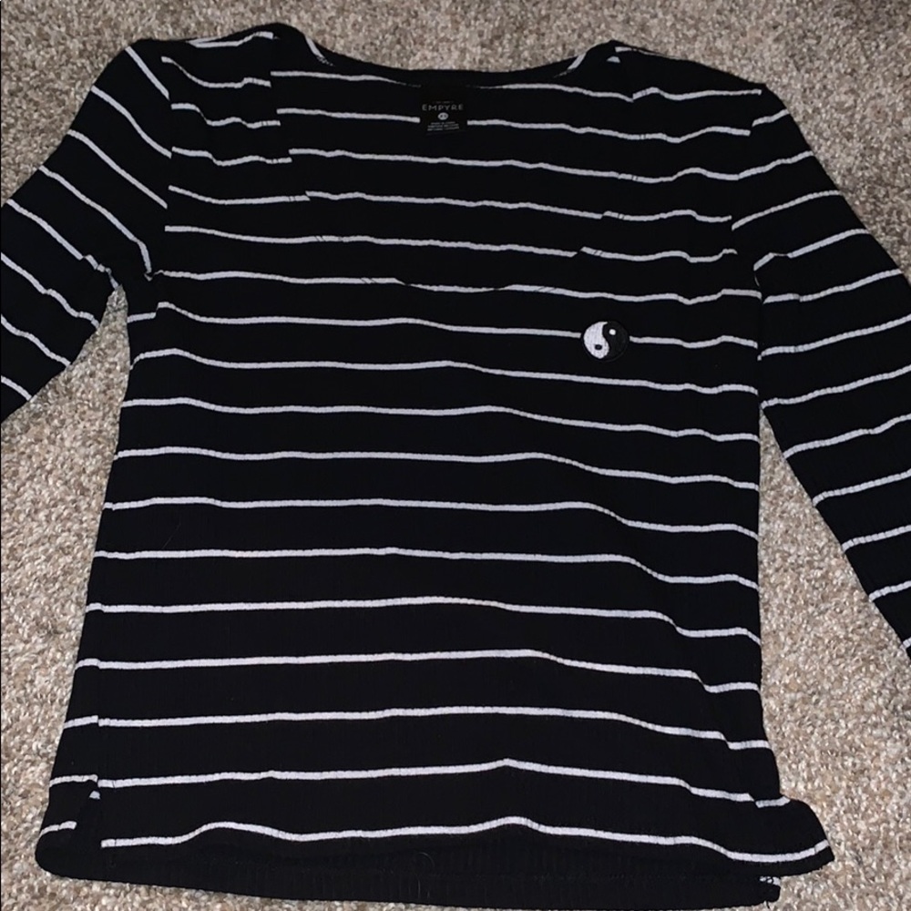 Zumiez crop top